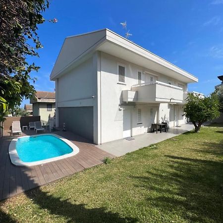 White House Villa Aci Catena Екстериор снимка